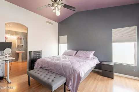 Bedroom - 1321 Escuda Dr, Phoenix, AZ 85024 photo 2 of 5