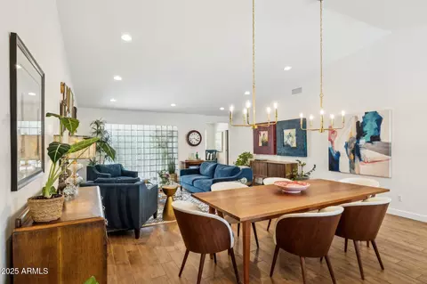 Dining - 2236 E Sierra St, Phoenix, AZ 85028 photo 1 of 2
