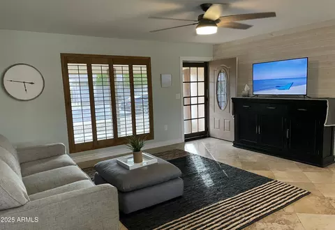 14225 N 104th Ave, Sun City, AZ 85351