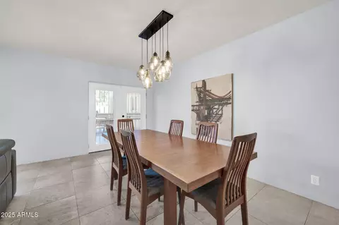 Dining - 1208 E Tuckey Ln, Phoenix, AZ 85014 photo 3 of 3