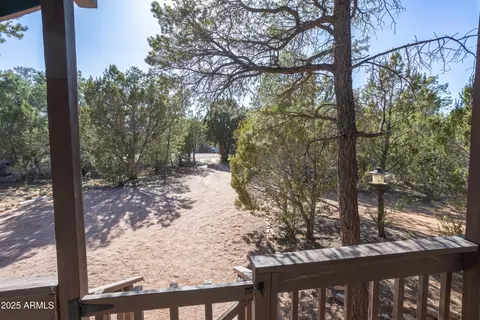 Exterior - 2273 Trail Cir, Overgaard, AZ 85933 photo 1 of 2