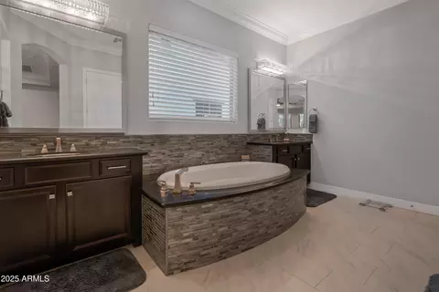 3907 E Carob Dr, Gilbert, AZ 85298 photo 28