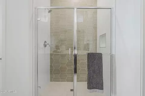 Bath - 11139 E Ulysses Ave, Mesa, AZ 85212 photo 2 of 4