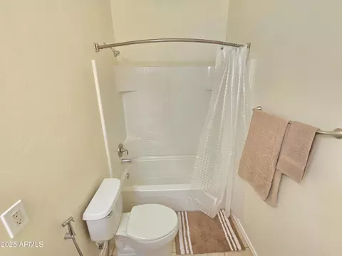 Bath - 5265 E Agave Vista Dr, Tucson, AZ 85756 photo 8 of 9