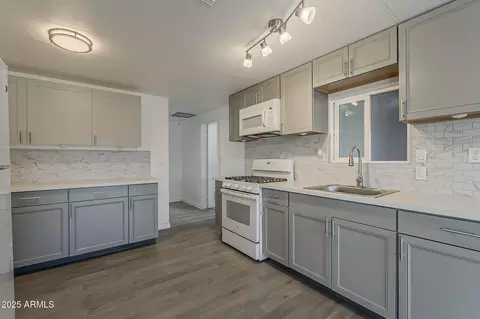 2853 W Ohio St, Apache Junction, AZ 85120 photo 4