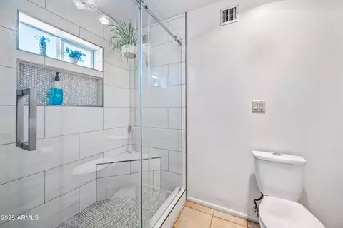Bath - 14830 N 28th Pl, Phoenix, AZ 85032 photo 3 of 6