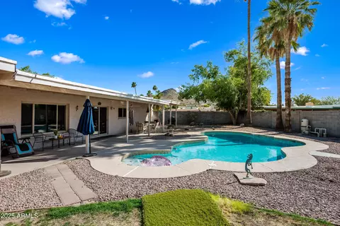 Exterior - 14830 N 28th Pl, Phoenix, AZ 85032 photo 4 of 8