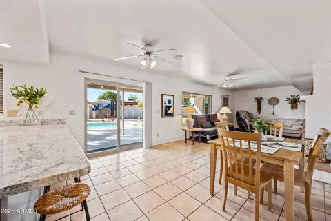 Dining - 14830 N 28th Pl, Phoenix, AZ 85032 photo 3 of 4