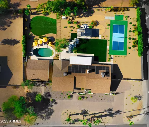 8001 E Voltaire Ave, Scottsdale, AZ 85260