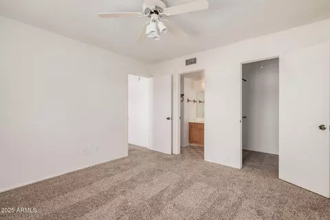 Bedroom - 4406 E Carter Dr, Phoenix, AZ 85042 photo 4 of 7