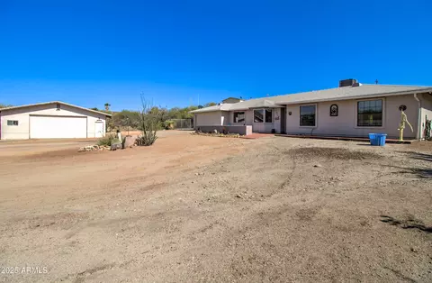 5808 S Miami Gardens Dr, Miami, AZ 85539