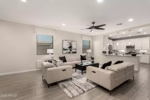 9325 W Montecito Ave, Phoenix, AZ 85037 photo 3