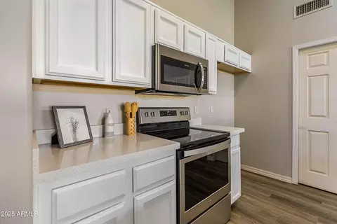 635 S Lanus Dr, Gilbert, AZ 85296 photo 24