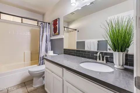 635 S Lanus Dr, Gilbert, AZ 85296 photo 31
