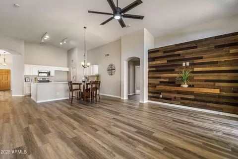 635 S Lanus Dr, Gilbert, AZ 85296 photo 28