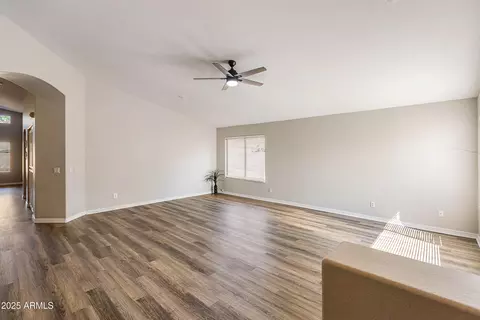 635 S Lanus Dr, Gilbert, AZ 85296 photo 21