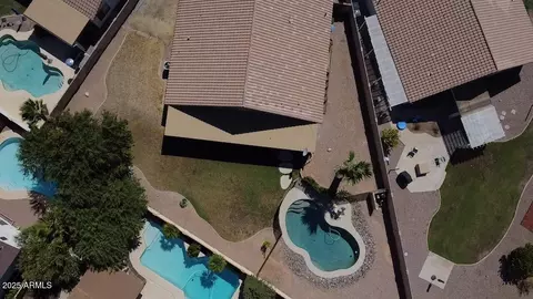 635 S Lanus Dr, Gilbert, AZ 85296 photo 17