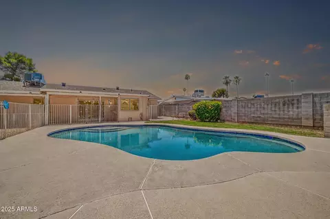 3444 E Paradise Dr, Phoenix, AZ 85028 photo 9
