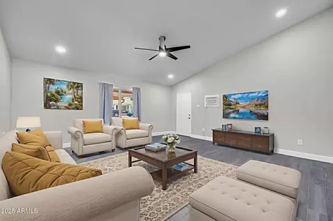 3444 E Paradise Dr, Phoenix, AZ 85028 photo 5