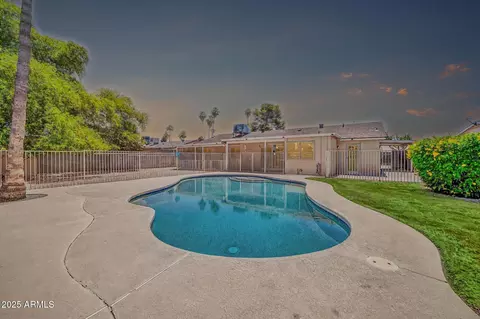 3444 E Paradise Dr, Phoenix, AZ 85028 photo 8