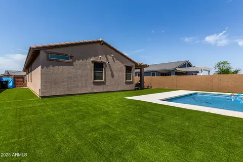 Exterior - 4169 E Sagebrush St, Gilbert, AZ 85296 photo 7 of 10