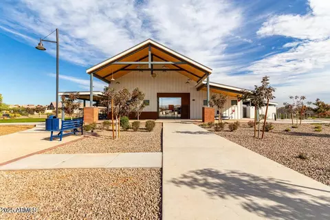 View/Area - 4169 E Sagebrush St, Gilbert, AZ 85296 photo 6 of 7