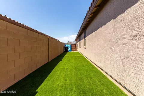 Exterior - 4169 E Sagebrush St, Gilbert, AZ 85296 photo 6 of 10