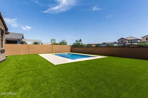 Exterior - 4169 E Sagebrush St, Gilbert, AZ 85296 photo 8 of 10