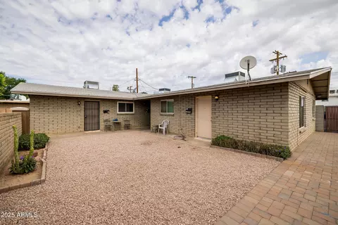414 E Frost Cir, Mesa, AZ 85203