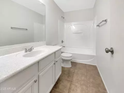 Bath - 4229 E Betsy Ln, Gilbert, AZ 85296 photo 1 of 3