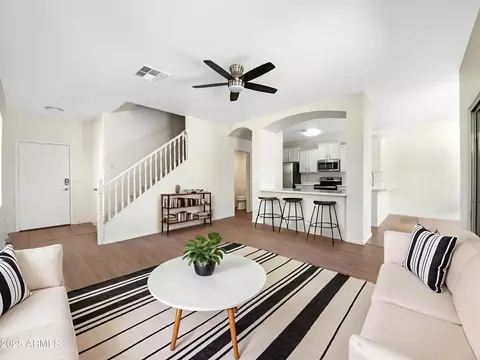 Living - 4229 E Betsy Ln, Gilbert, AZ 85296 photo 1 of 4