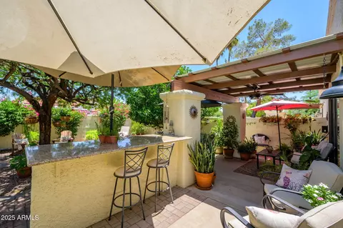 7635 S Taylor Dr, Tempe, AZ 85284
