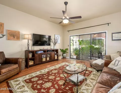 Living - 7635 S Taylor Dr, Tempe, AZ 85284 photo 3 of 4