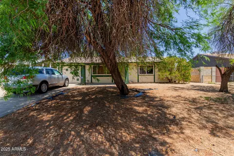 3226 W Grovers Ave, Phoenix, AZ 85053