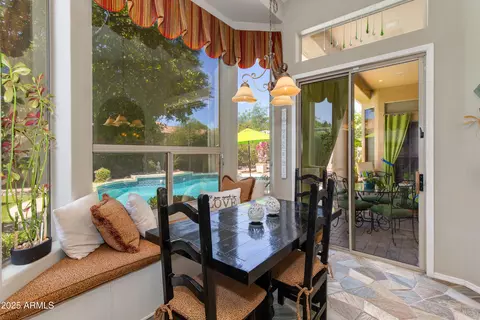 Dining - 4511 E Kirkland Rd, Phoenix, AZ 85050 photo 5 of 5