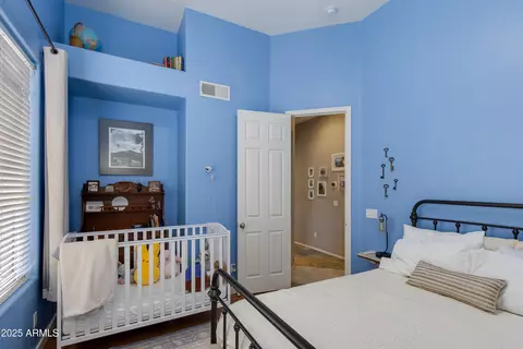 Bedroom - 4511 E Kirkland Rd, Phoenix, AZ 85050 photo 7 of 7