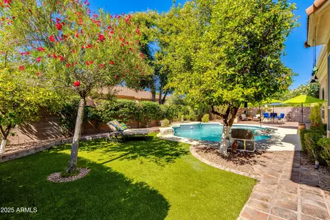 Exterior - 4511 E Kirkland Rd, Phoenix, AZ 85050 photo 10 of 11