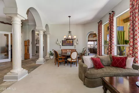 Dining - 4511 E Kirkland Rd, Phoenix, AZ 85050 photo 2 of 5