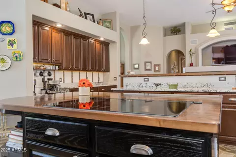 Kitchen - 4511 E Kirkland Rd, Phoenix, AZ 85050 photo 5 of 5