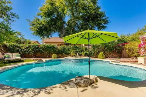 Exterior - 4511 E Kirkland Rd, Phoenix, AZ 85050 photo 11 of 11