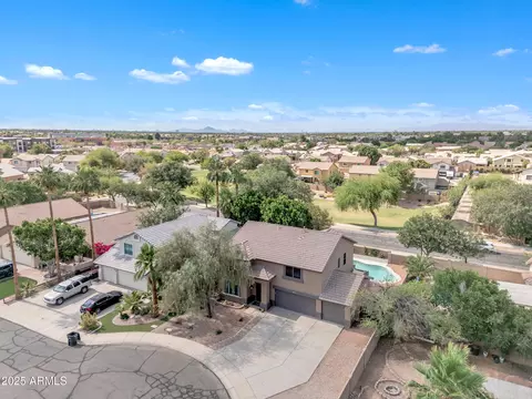 View/Area - 308 E Sheffield Ct, Gilbert, AZ 85296 photo 2 of 5
