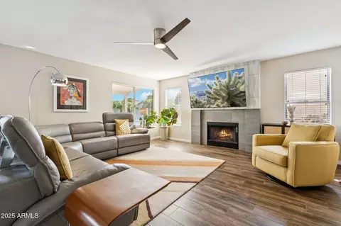 4563 E Libby St, Phoenix, AZ 85032 photo 12