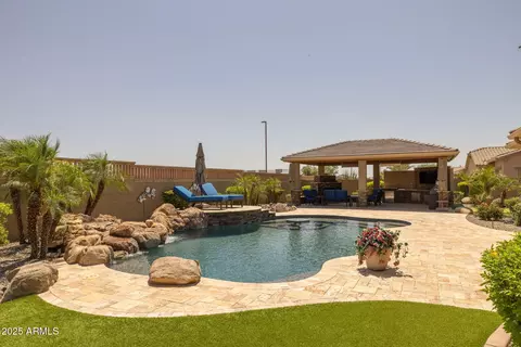 Exterior - 3119 E Bellflower Dr, Gilbert, AZ 85298 photo 2 of 15