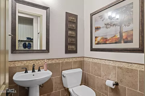 Bath - 3119 E Bellflower Dr, Gilbert, AZ 85298 photo 7 of 7