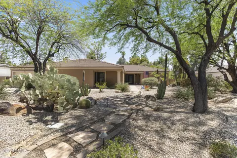 4901 E Sunnyside Dr, Scottsdale, AZ 85254