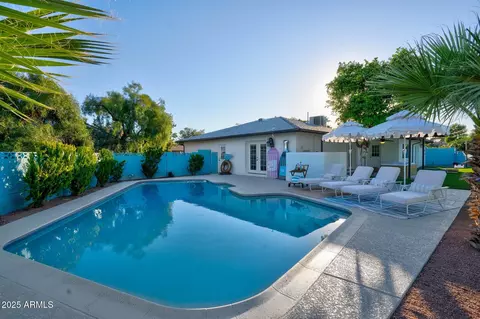 8102 E Cambridge Ave, Scottsdale, AZ 85257