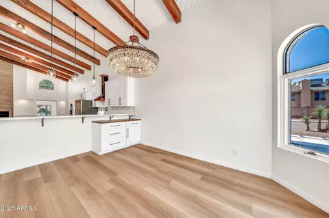Dining - 4601 E Carolina Dr, Phoenix, AZ 85032 photo 1 of 2