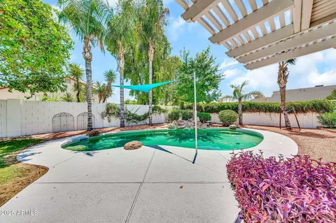 Exterior - 4601 E Carolina Dr, Phoenix, AZ 85032 photo 5 of 9