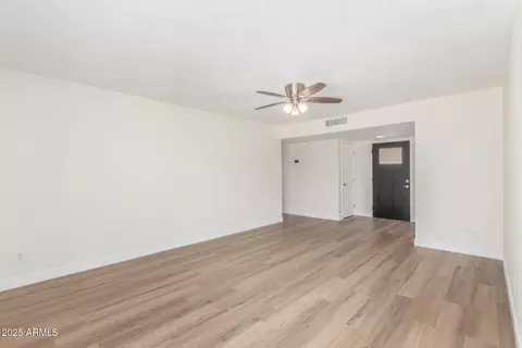 4226 W Evans Dr, Phoenix, AZ 85053 photo 3