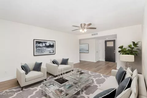 4226 W Evans Dr, Phoenix, AZ 85053 photo 2